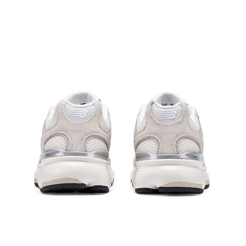 ZAPATILLAS URBANAS HOMBRE NEW BALANCE 603 BEIGE/BLANCAS - 6