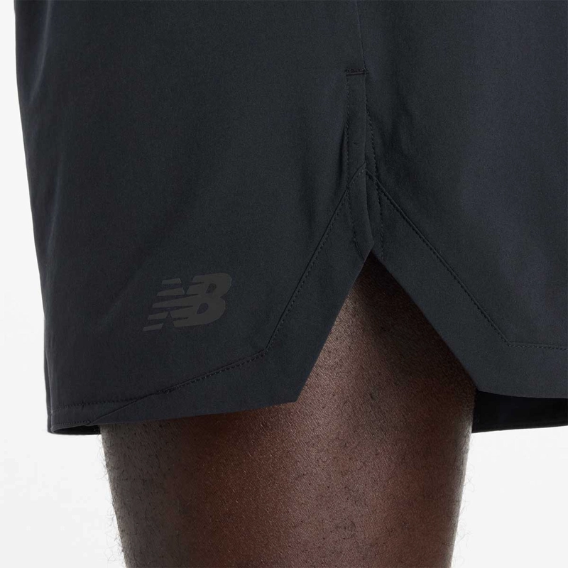 SHORT RUNNING HOMBRE  NEW BALANCE RC ESSENTIAL 5'' NEGRO - 6