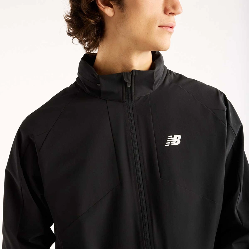 CHAQUETA RUNNING HOMBRE NEW BALANCE UTILITY STRETCH NEGRA - 3