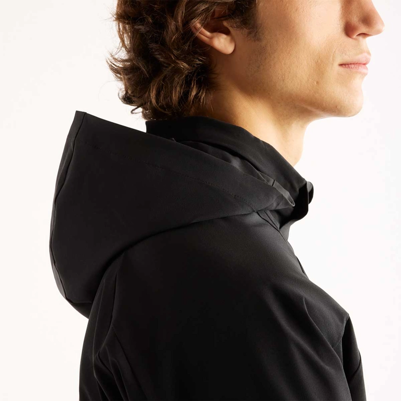 CHAQUETA RUNNING HOMBRE NEW BALANCE UTILITY STRETCH NEGRA - 4