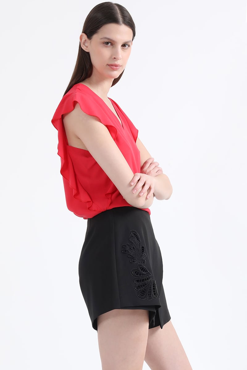 FALDA PANTALÓN MUJER LIOLA NEGRO TIRO ALTO CON BORDADO RICHELIEU - 1
