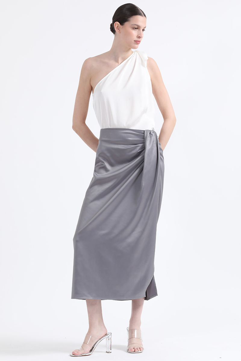 FALDA MIDI CRUCE ASIMETRICO, SATIN PLATEADO LIOLA - 1