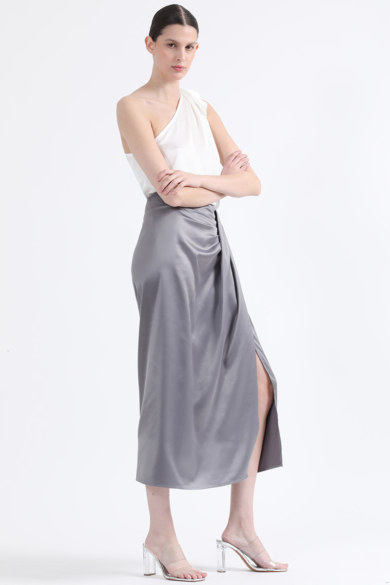FALDA MIDI CRUCE ASIMETRICO, SATIN PLATEADO LIOLA - 2