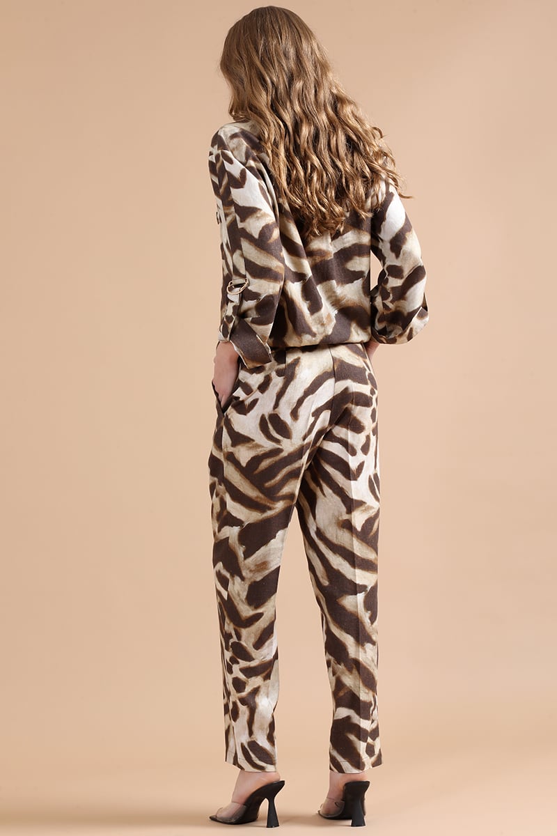 PANTALON SASTRE LINO MUJER LIOLA CAFE CON ANIMAL PRINT - 4