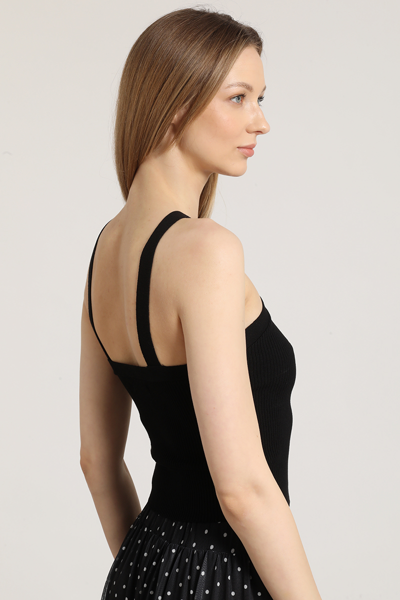 TOP HALTER TEJIDO LIOLA MUJER EN COLOR NEGRO - 3