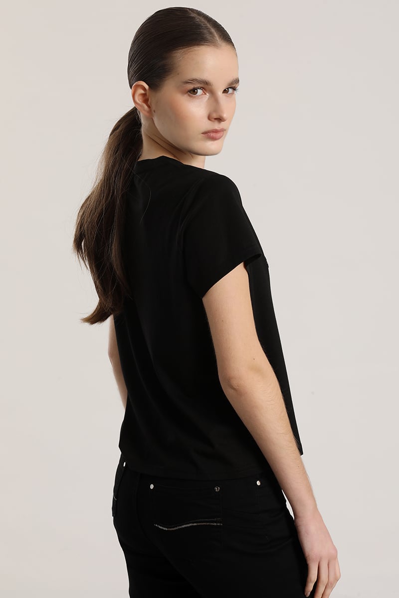 POLERA CON BORDADOS LIOLA MUJER NEGRO - 7