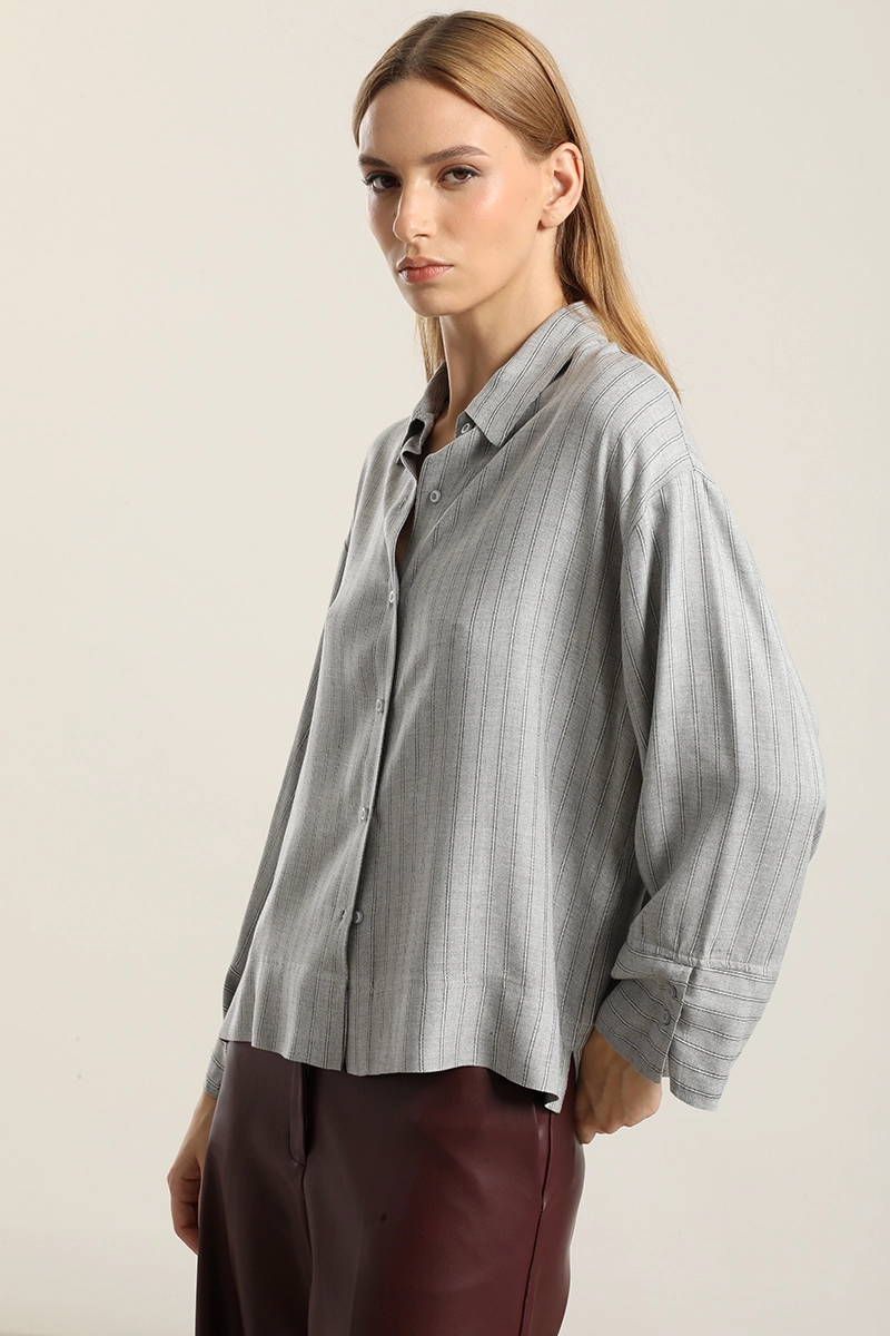 BLUSA, FANTASIA RAYAS, GRIS LIOLA - 1