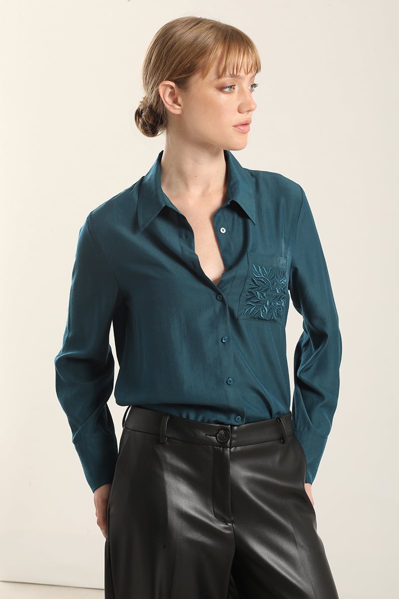 BLUSA  BOLSILLOS BORDADO, TURQUESA LIOLA - 1