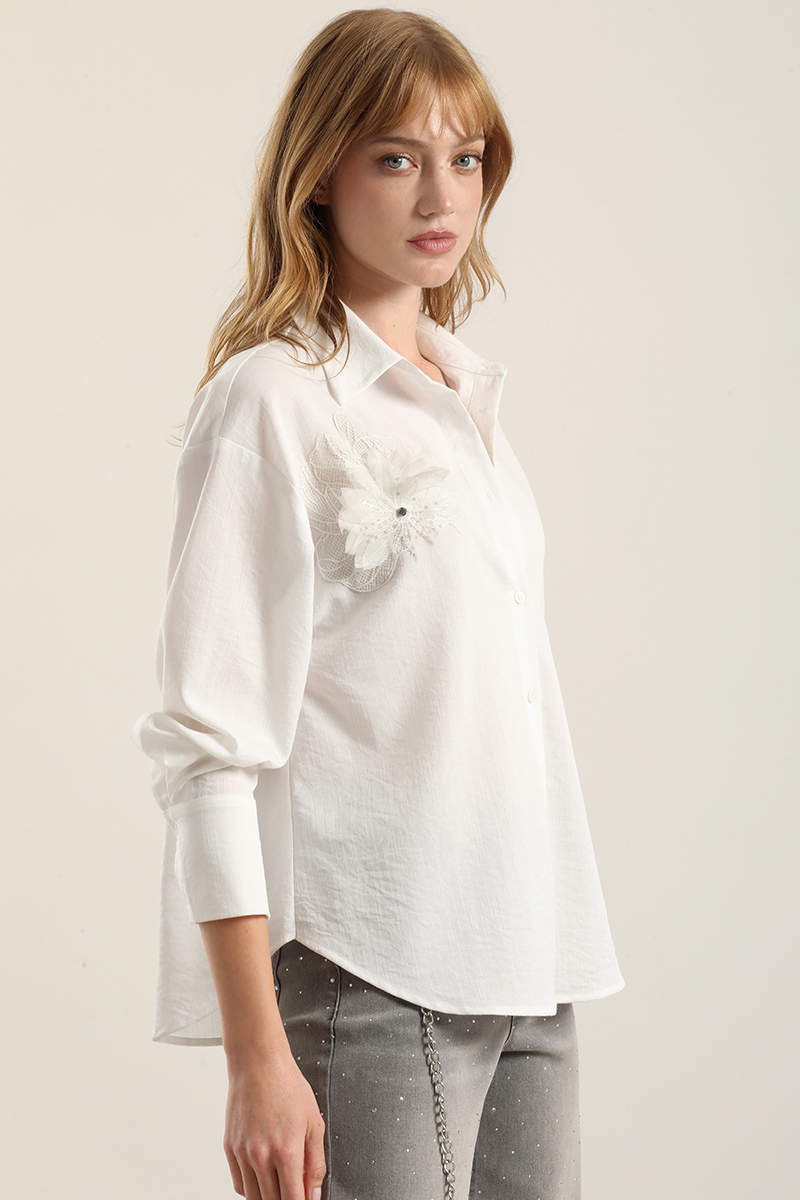 BLUSA APLICACION FLOR, CRUDO LIOLA - 5
