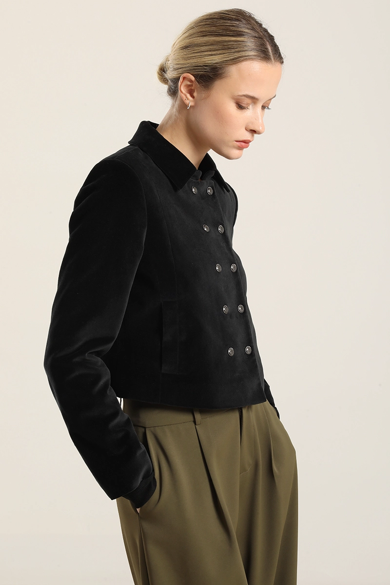 CHAQUETA CROPPED CRUZADA, TERCIOPELO NEGRO LIOLA - 4