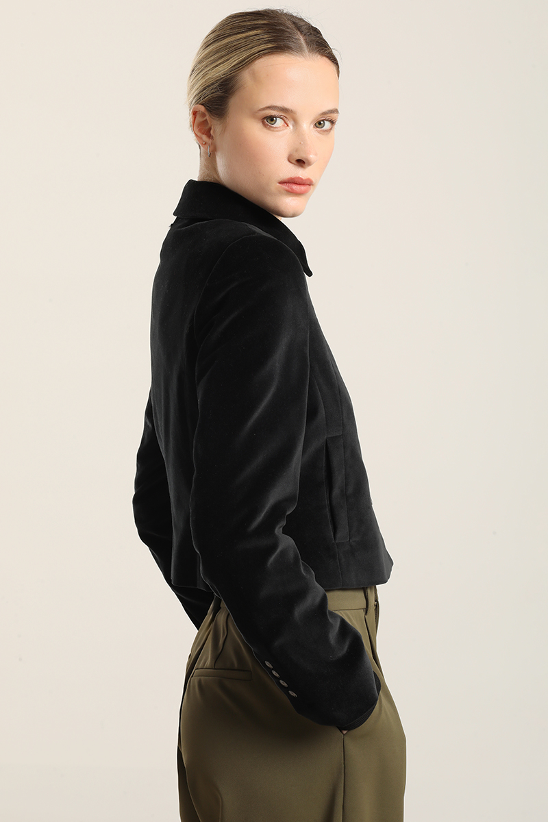 CHAQUETA CROPPED CRUZADA, TERCIOPELO NEGRO LIOLA - 5