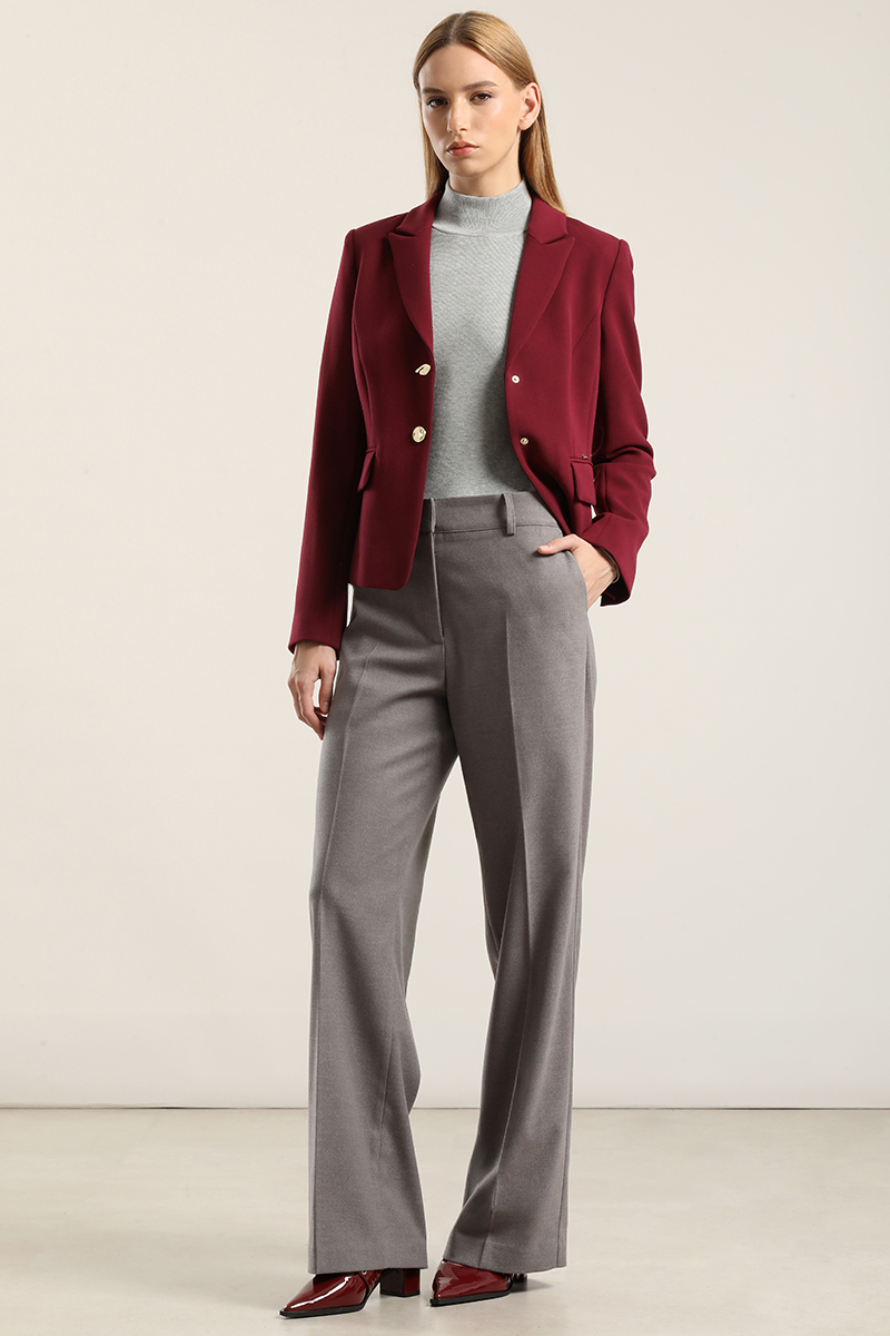 BLAZER ENTALLADO, BOTON FANTASIA, BURDEO LIOLA - 7