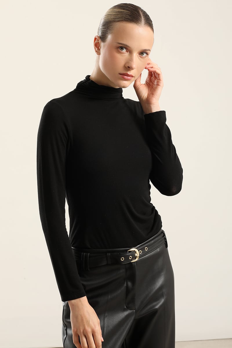 TOP, CUELLO SUBIDO, NEGRO LIOLA - 5