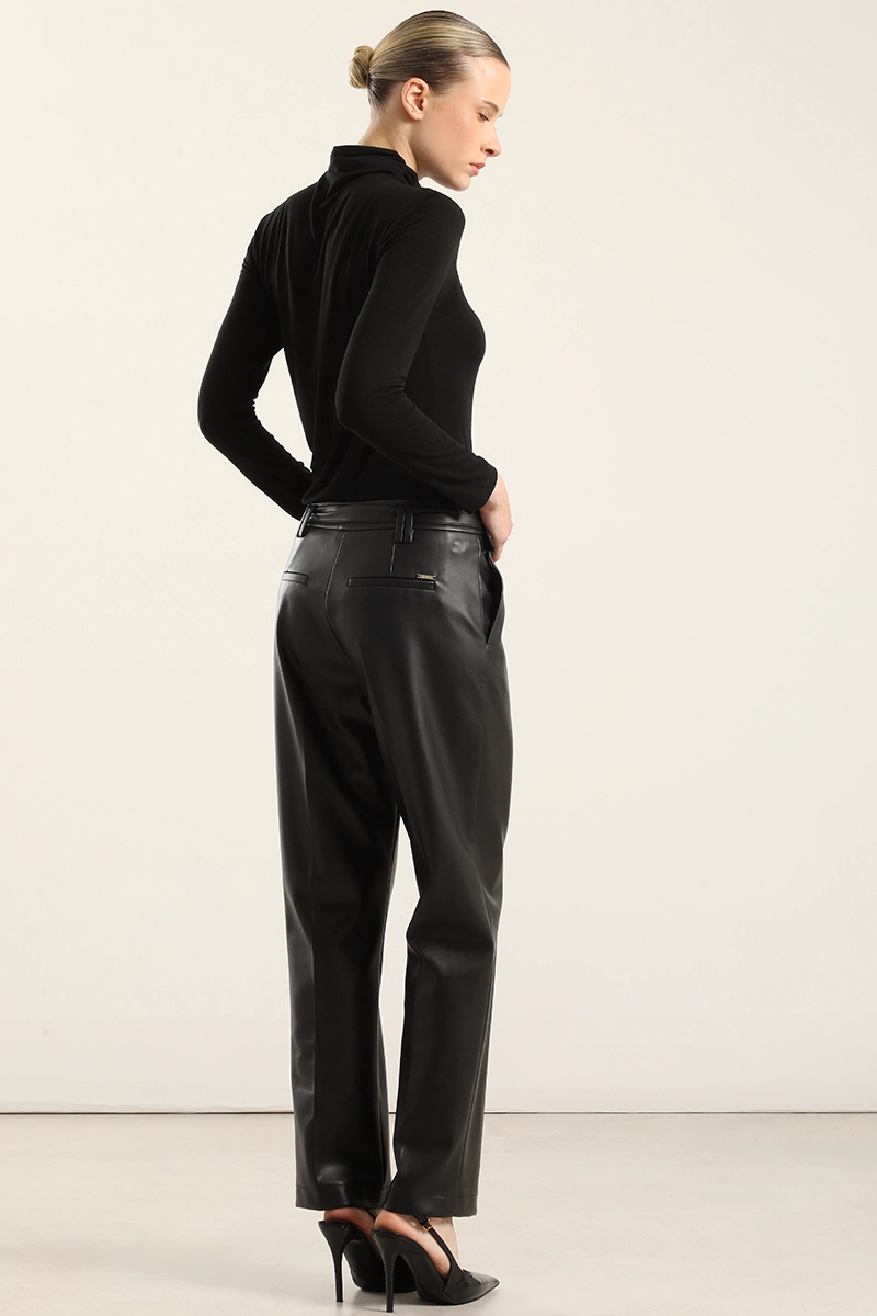 TOP, CUELLO SUBIDO, NEGRO LIOLA - 6