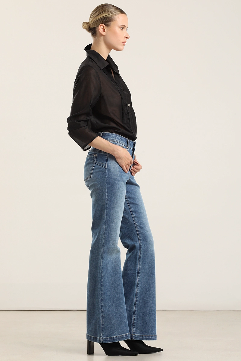 JEANS FLARE, TIRO MEDIO, AZUL LIOLA - 3