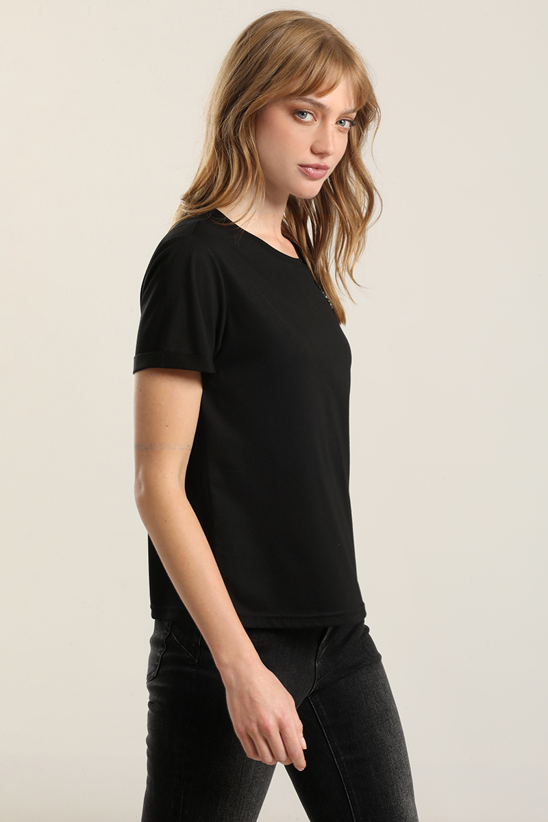 POLERA APLICACION FLOR JOYA, NEGRO LIOLA - 5