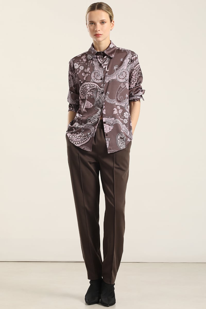 BLUSA SATINADA ESTAMPADO AMEBAS, CAFE  LIOLA - 3