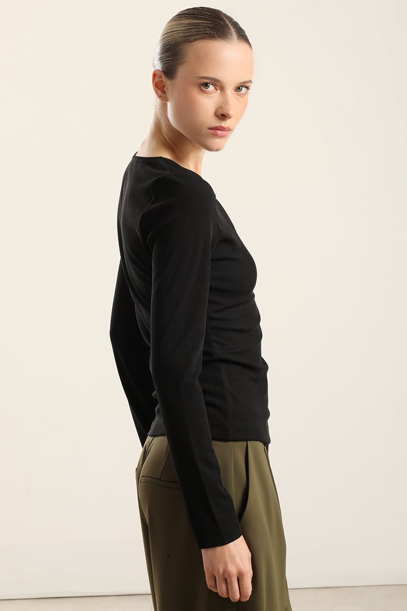 TOP HERRAJE METAL, CUT OUT, NEGRO LIOLA - 4