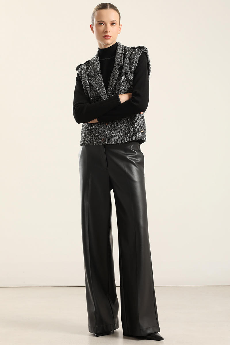 CHAQUETA SIN MAGAS, FANTASIA NEGRO LIOLA - 5