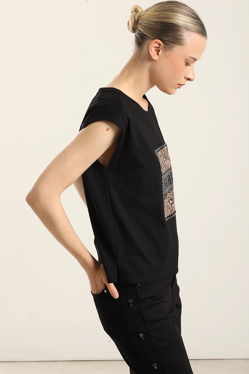 POLERA ALGODON  APLICACION SAVAGE, NEGRO LIOLA - 5