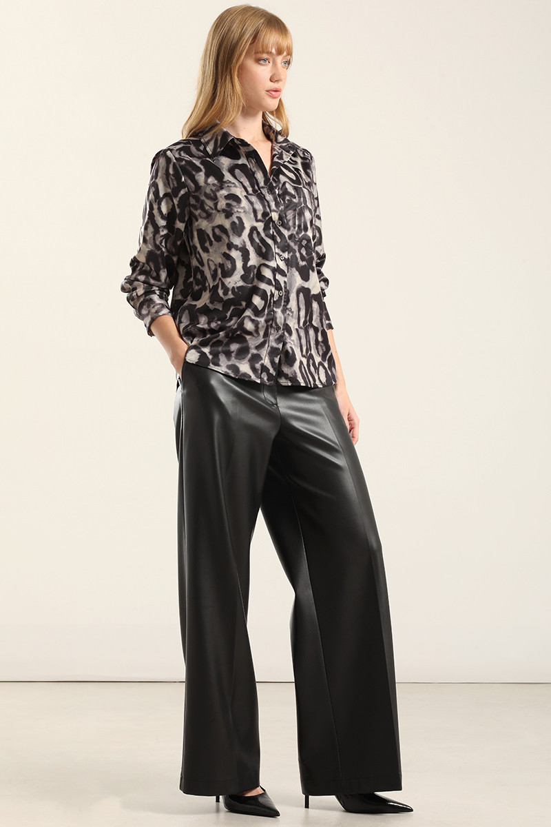 BLUSA SATIN ESTAMPADO, NEGRO LIOLA - 2