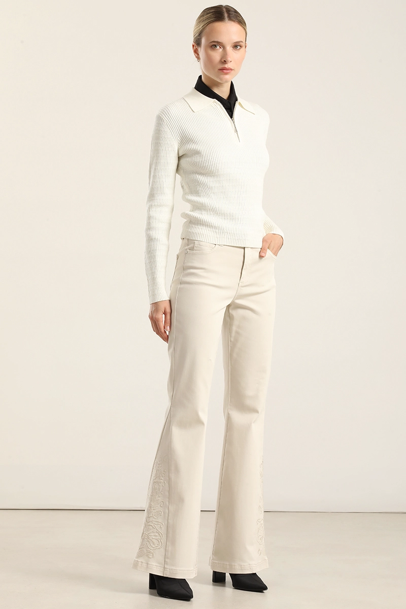 JEANS COLOR FLARE, BORDADO, MASILLA LIOLA - 1