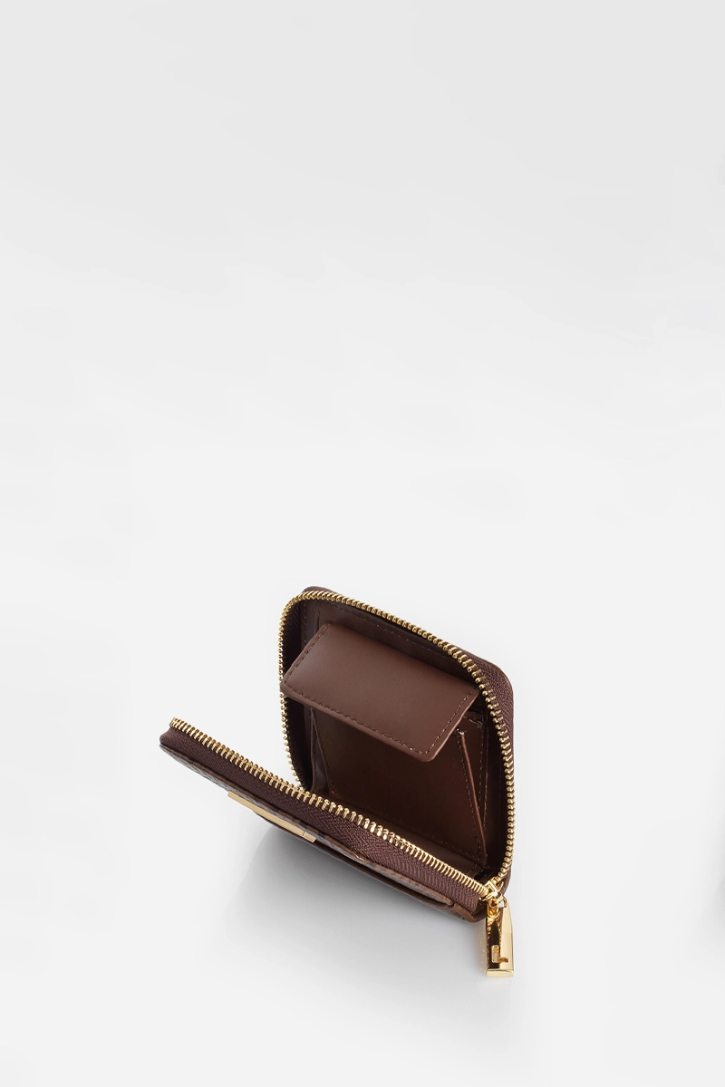 BILLETERA PEQUEÑA, SIMIL CUERO, CHOCOLATE LIOLA - 3