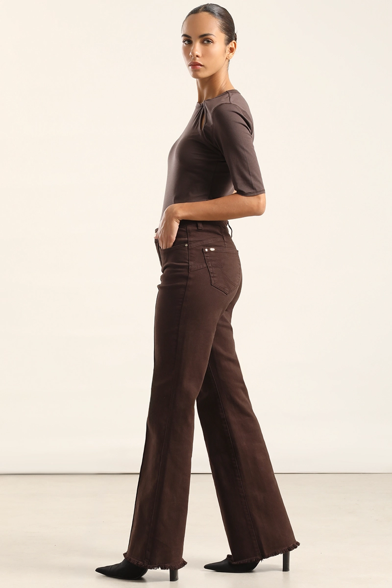 JEANS COLOR BOOTCUT, PUSH UP, CHOCOLATE LIOLA - 3