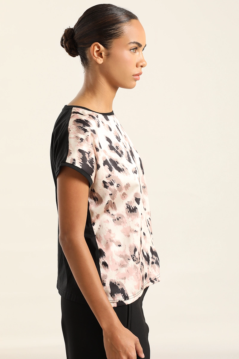 POLERA SATIN MIX ESTAMPADO, NEGRO LIOLA - 5