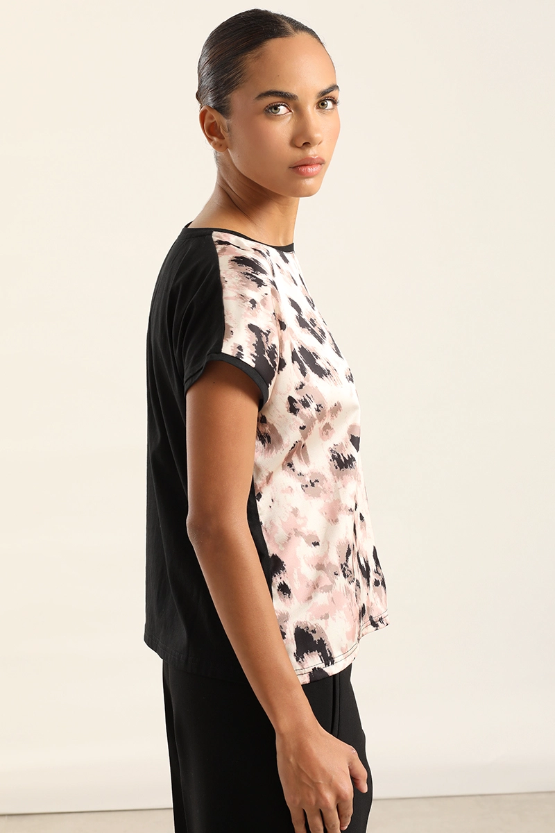 POLERA SATIN MIX ESTAMPADO, NEGRO LIOLA - 7