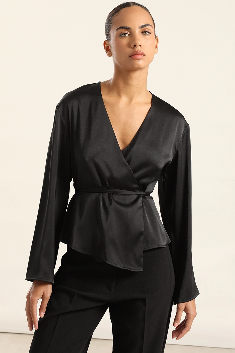 BLUSA CRUZADA SATIN, NEGRO LIOLA - 1