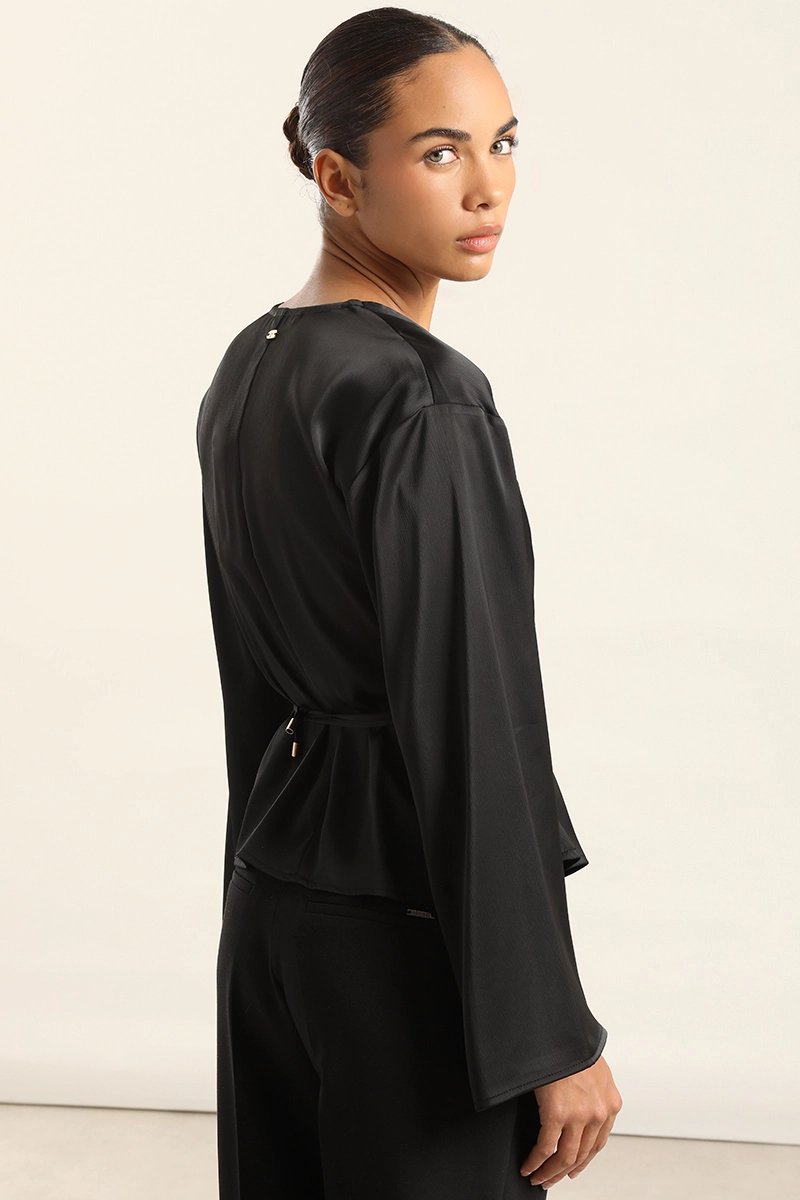 BLUSA CRUZADA SATIN, NEGRO LIOLA - 5