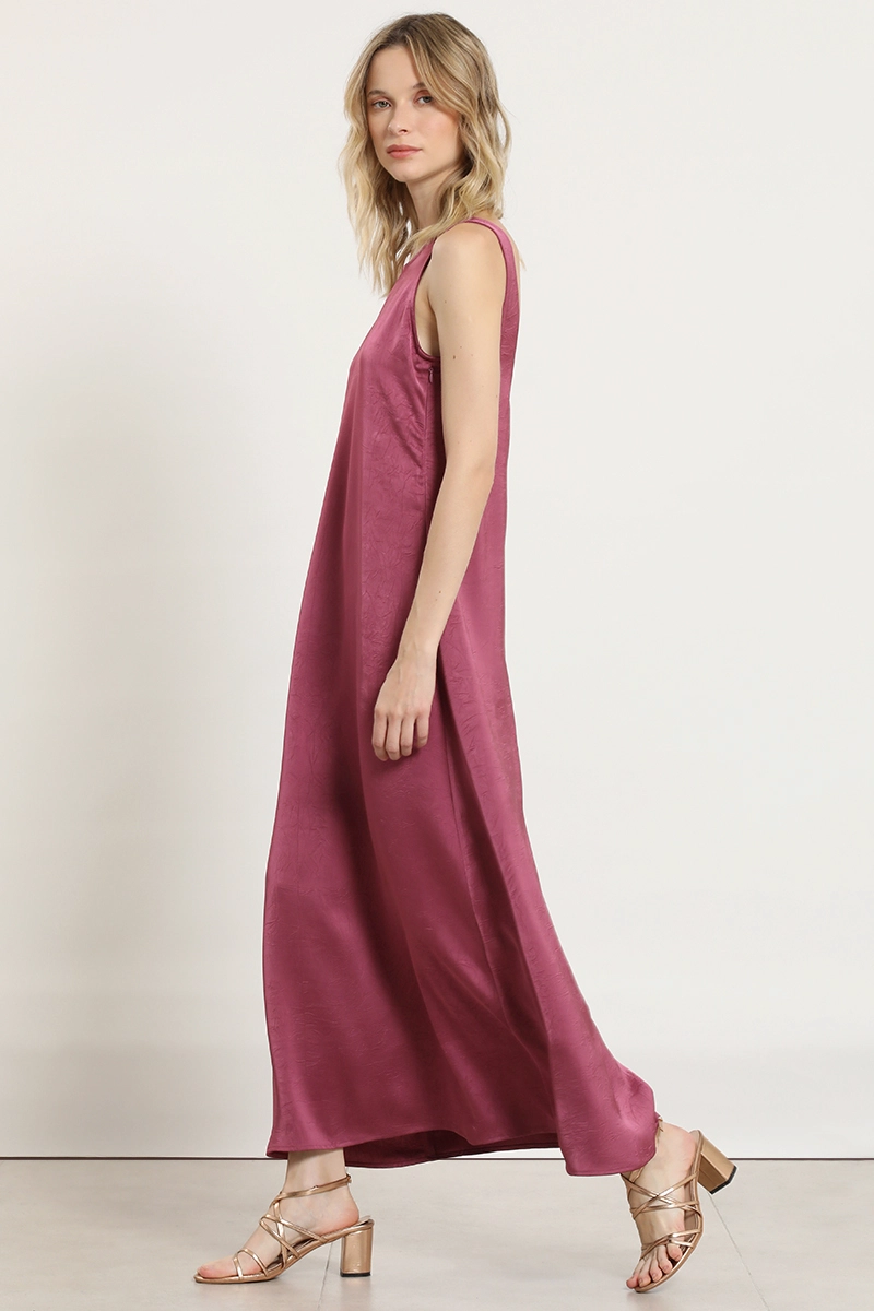 VESTIDO MAXI SATINADO, GUINDA LIOLA - 5