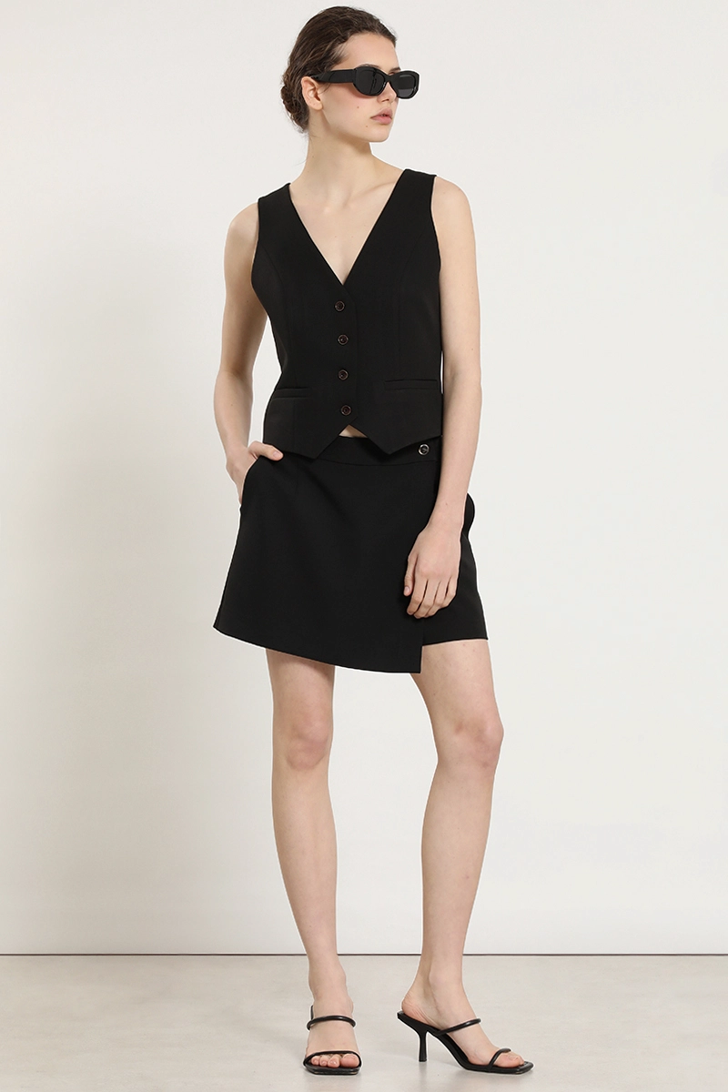 FALDA SHORT ASIMETRICA, NEGRO LIOLA - 4