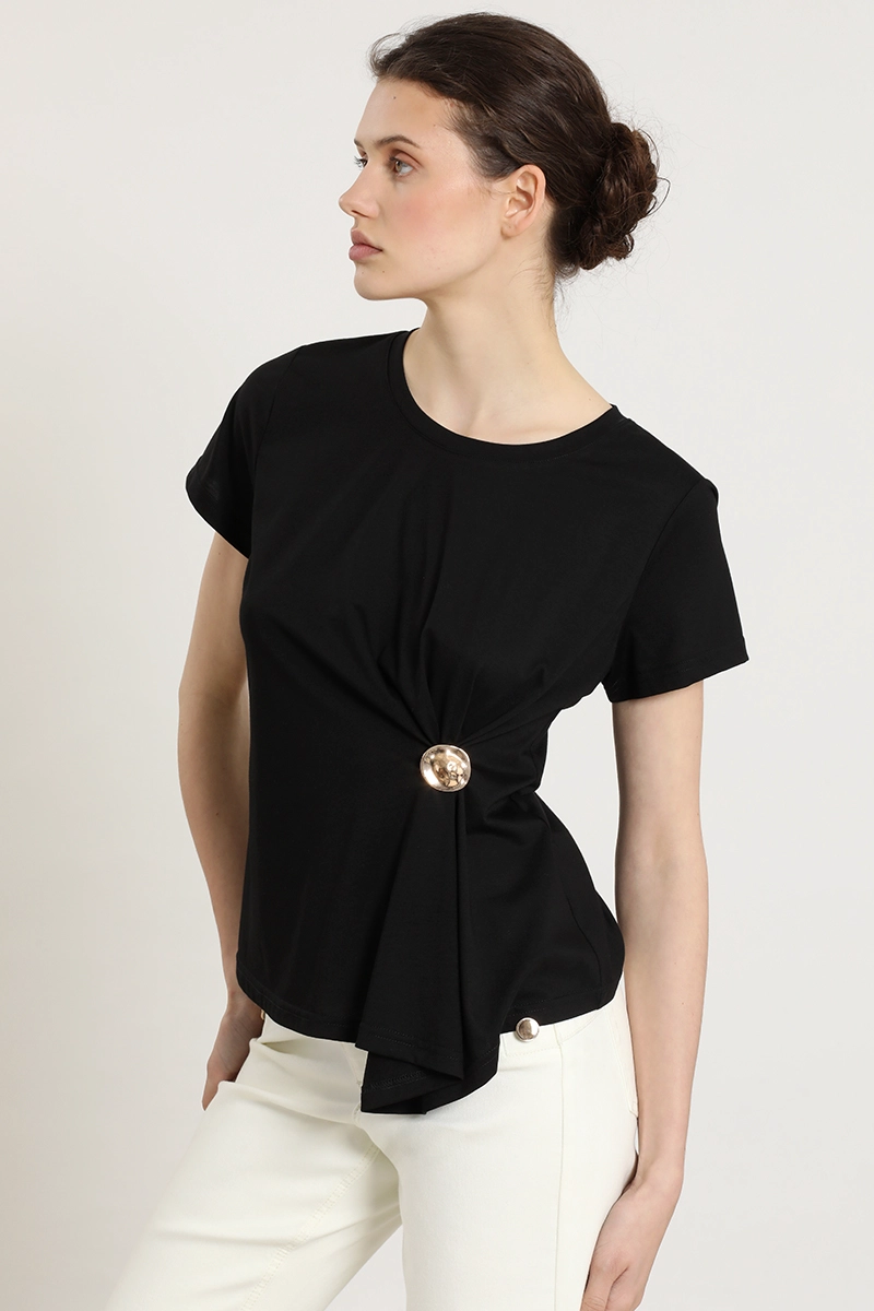 POLERA RECOGIDO, HERRAJE METAL, NEGRO LIOLA - 2