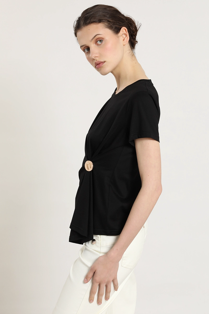 POLERA RECOGIDO, HERRAJE METAL, NEGRO LIOLA - 5
