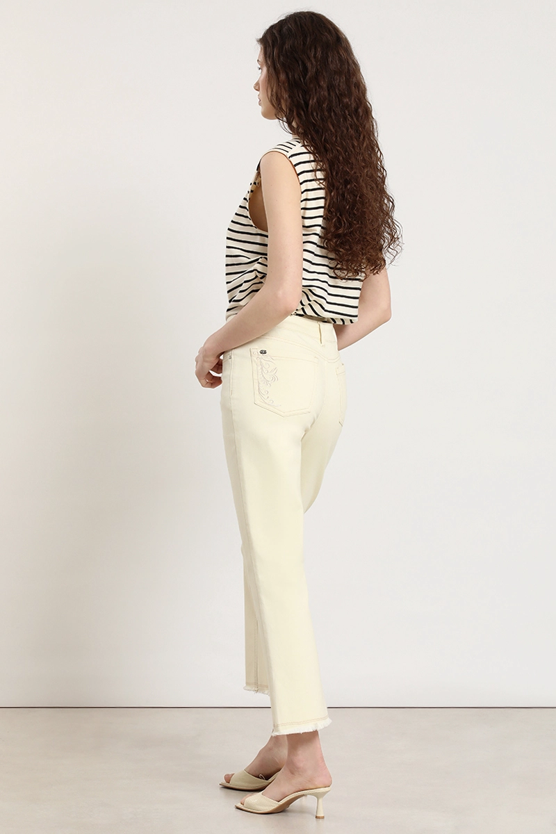 JEANS COLOR CROPPED FLARE, VAINILLA LIOLA - 6