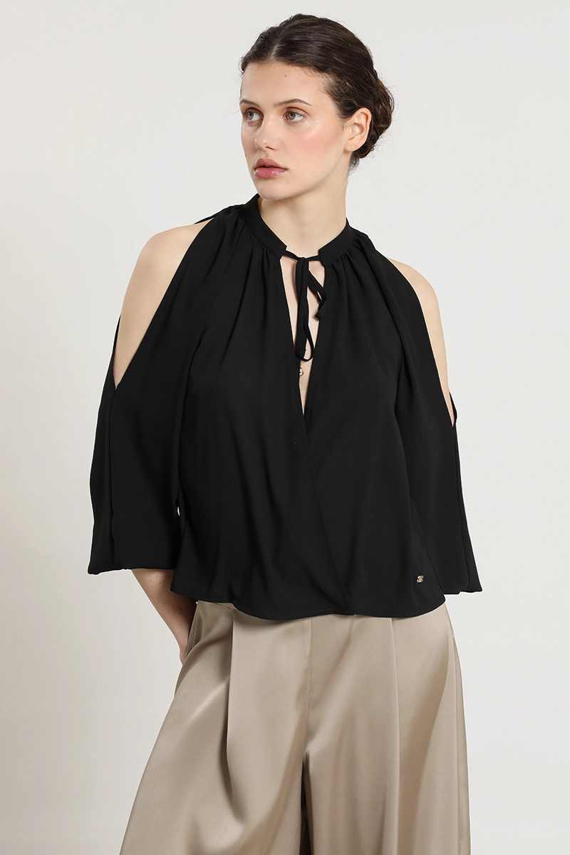 BLUSA ABERTURA EN HOMBROS, NEGRO LIOLA - 5