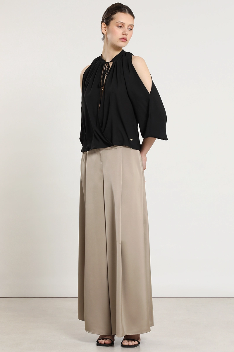 BLUSA ABERTURA EN HOMBROS, NEGRO LIOLA - 7