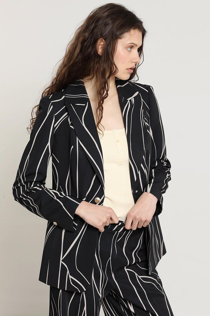 BLAZER SEMI RECTO, ESTAMPADO, NEGRO LIOLA - 4