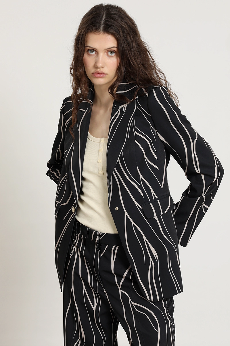 BLAZER SEMI RECTO, ESTAMPADO, NEGRO LIOLA - 6