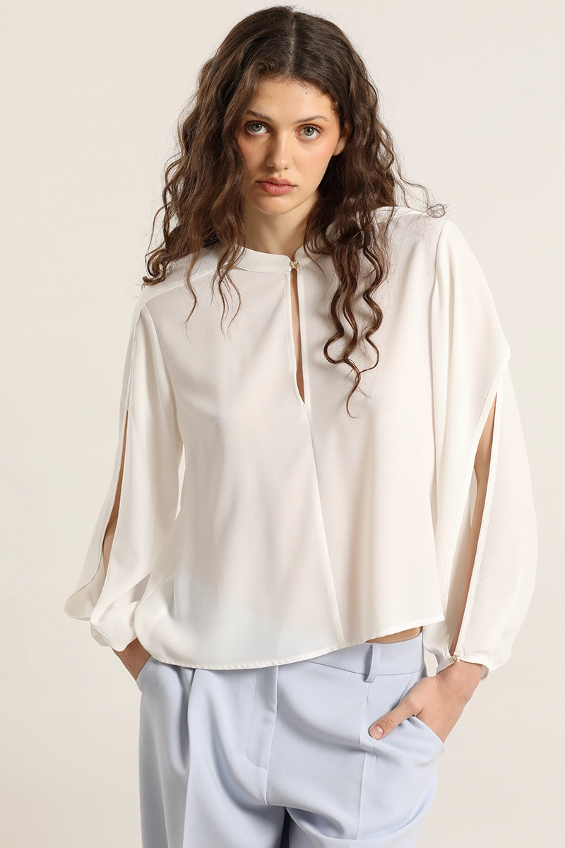 BLUSA SEMITRANSPARENTE, BOTON FANTASIA, CRUDO LIOLA - 1