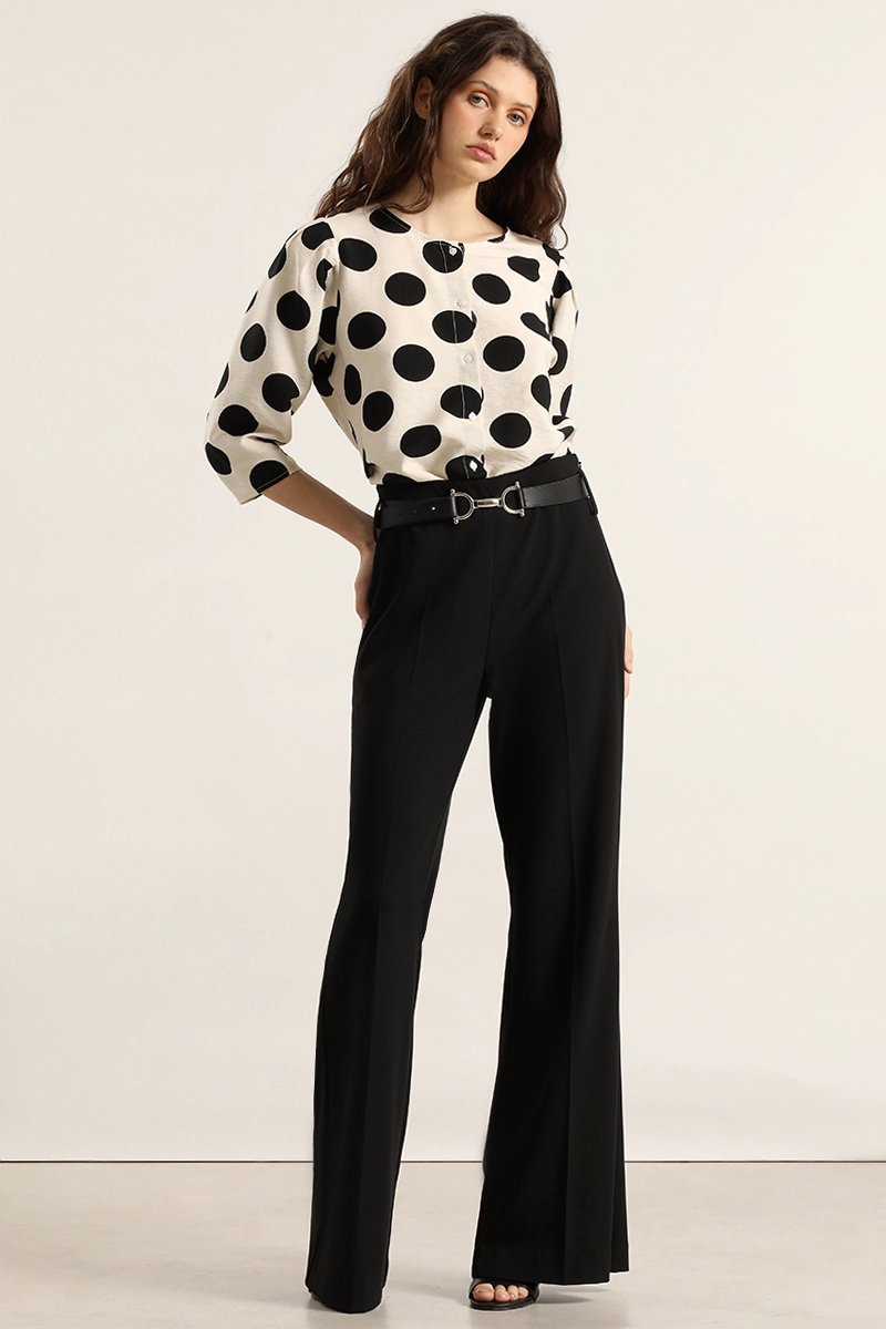 PANTALON FLARE CON CINTURON, NEGRO LIOLA - 1