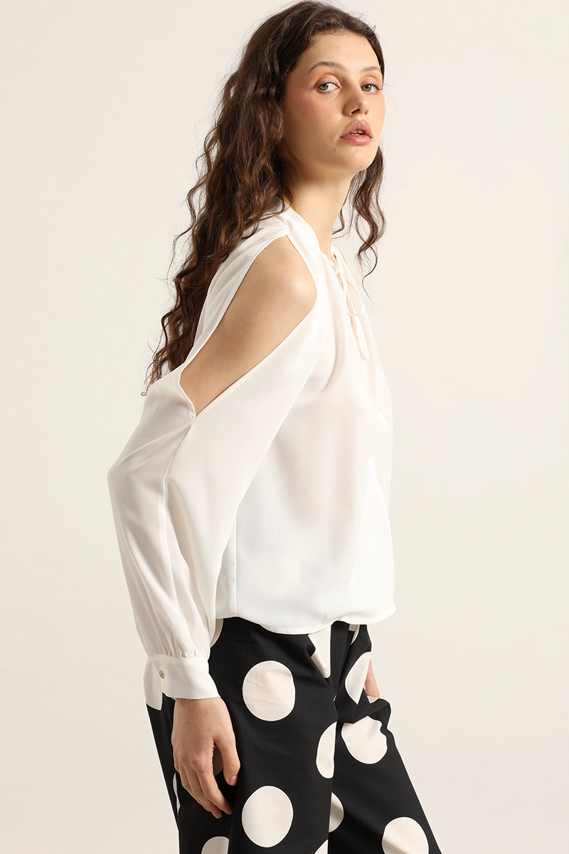 BLUSA ABERTURA EN HOMBROS, CRUDO LIOLA - 6