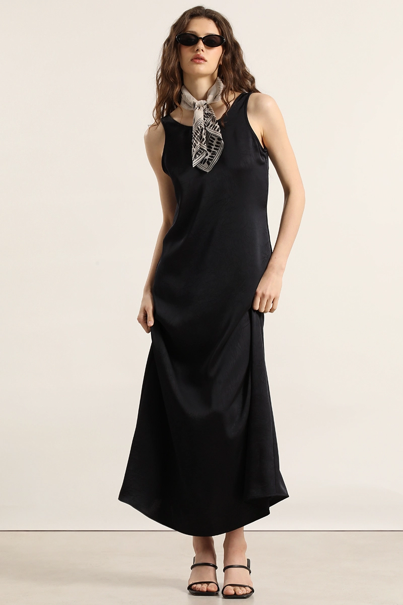 VESTIDO MAXI SATINADO, AZUL MARINO LIOLA - 5