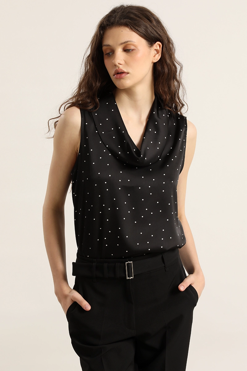 TOP DRAPEADO LUNARES, NEGRO LIOLA - 3