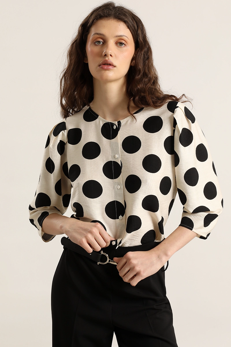 BLUSA LUNARES GRANDES, BEIGE LIOLA - 1