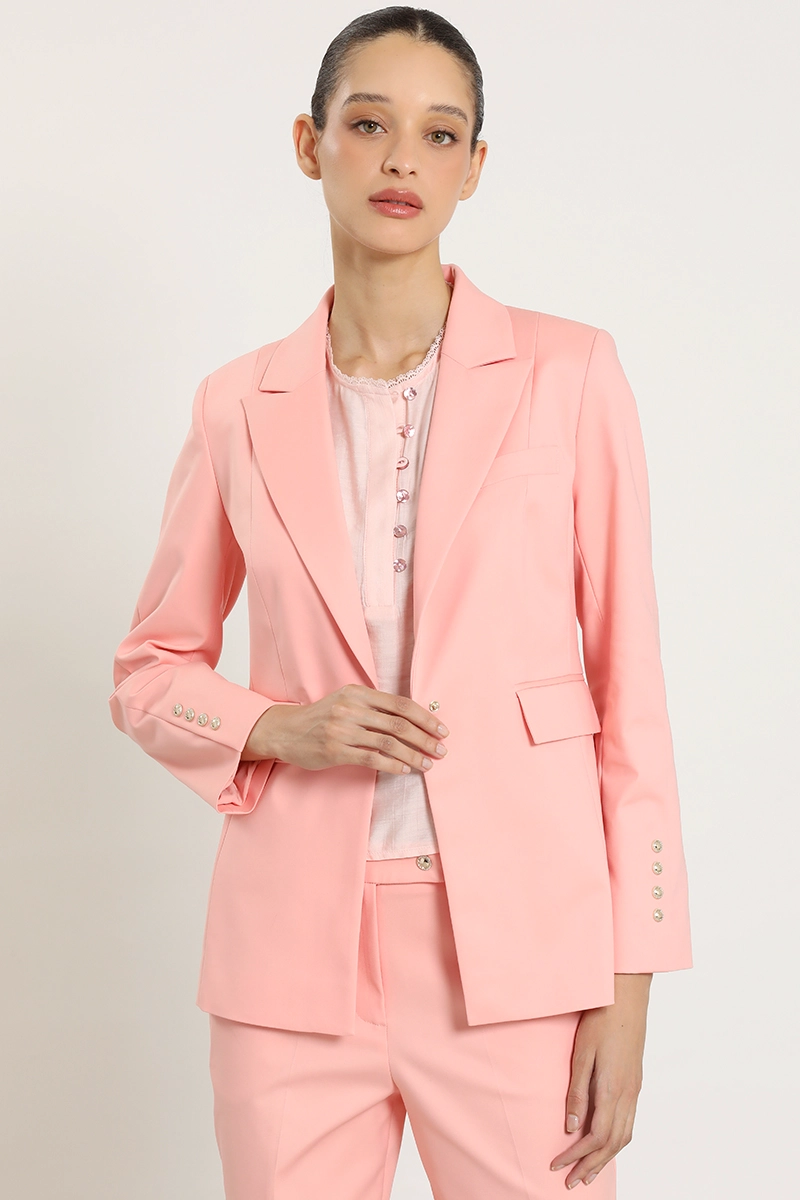 BLAZER ENTALLADO, BROCHES FANTASIA, CORAL LIOLA - 1