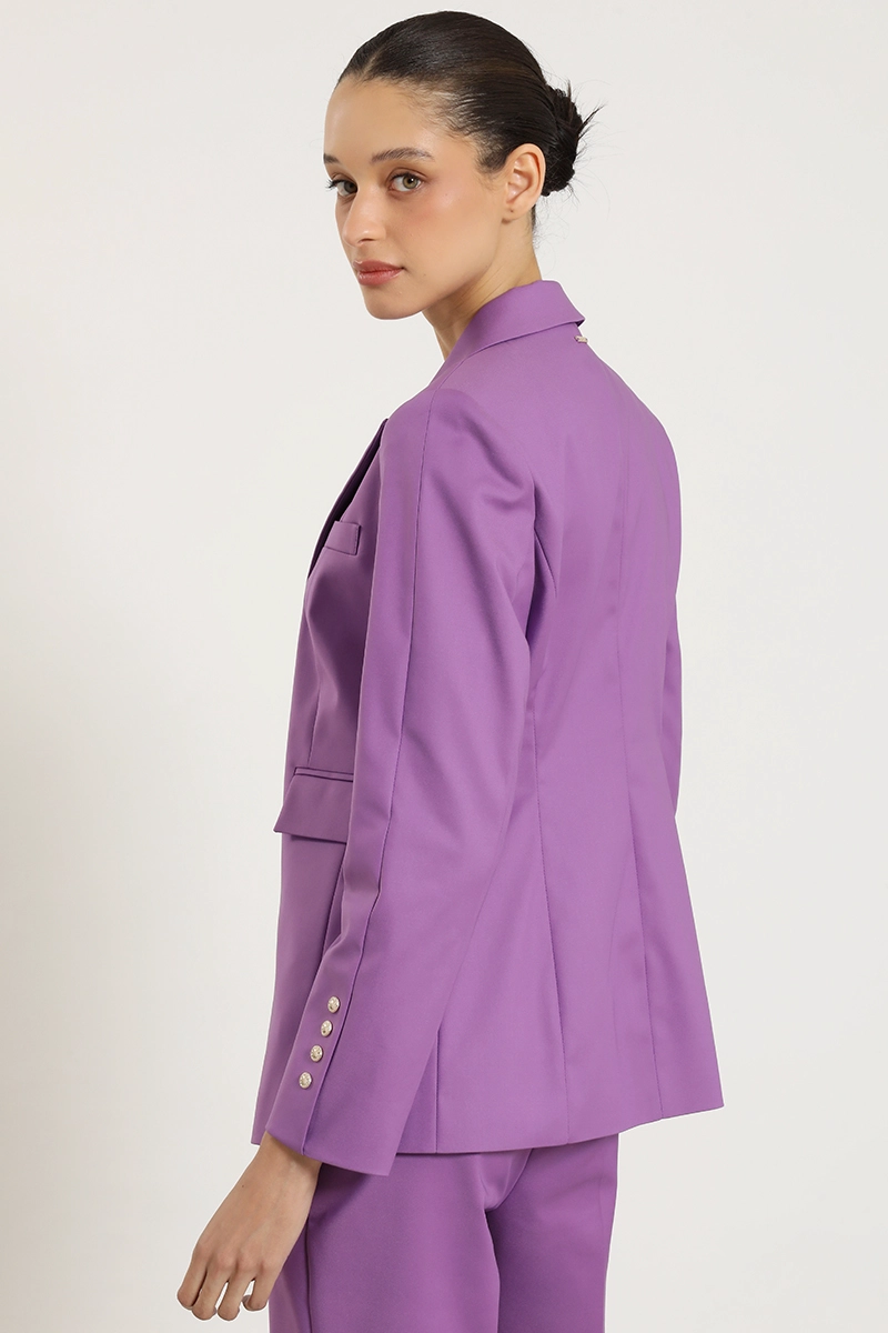 BLAZER ENTALLADO, BROCHES FANTASIA, VIOLETA LIOLA - 5