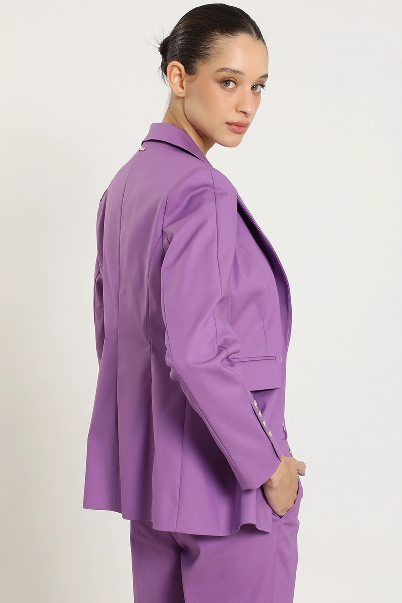 BLAZER ENTALLADO, BROCHES FANTASIA, VIOLETA LIOLA - 6